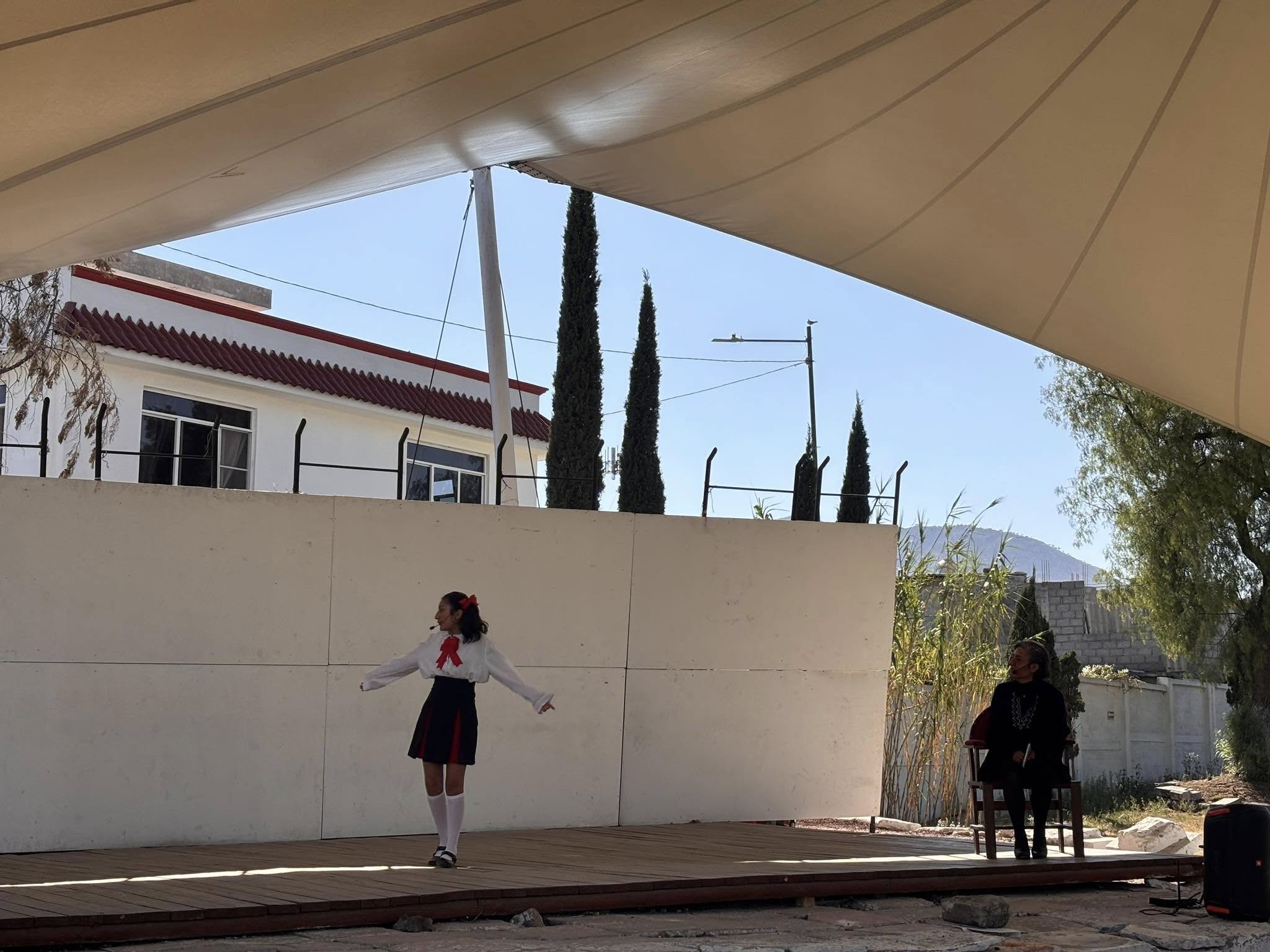 Actividad Cultural Comunitaria: Lectura en voz QUEER